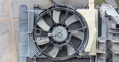 Fan Keeps Running When Truck Is Off: A Symphony of Mechanical Whispers