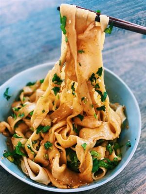  Gehaktballetjes met een pittige saus: Hoe beleef je een unieke smaakbeleving met Yinchuan Hand-Pulled Noodles?